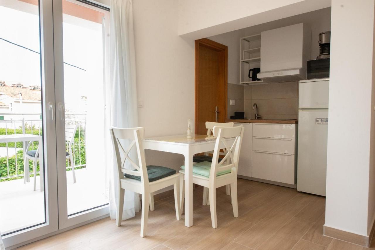 Charming Apartments Duce Omis Luaran gambar