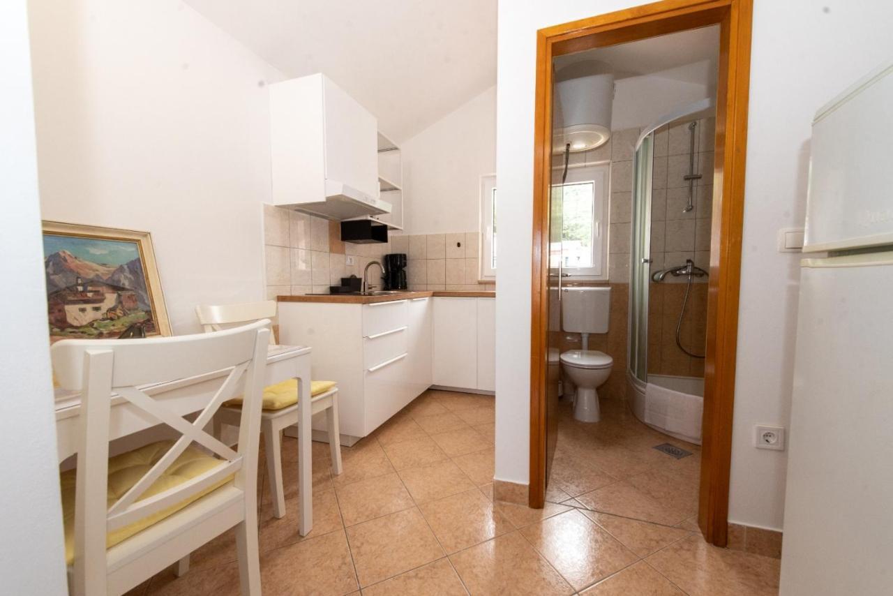 Charming Apartments Duce Omis Luaran gambar