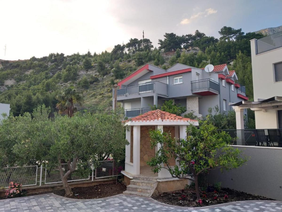 Charming Apartments Duce Omis Luaran gambar