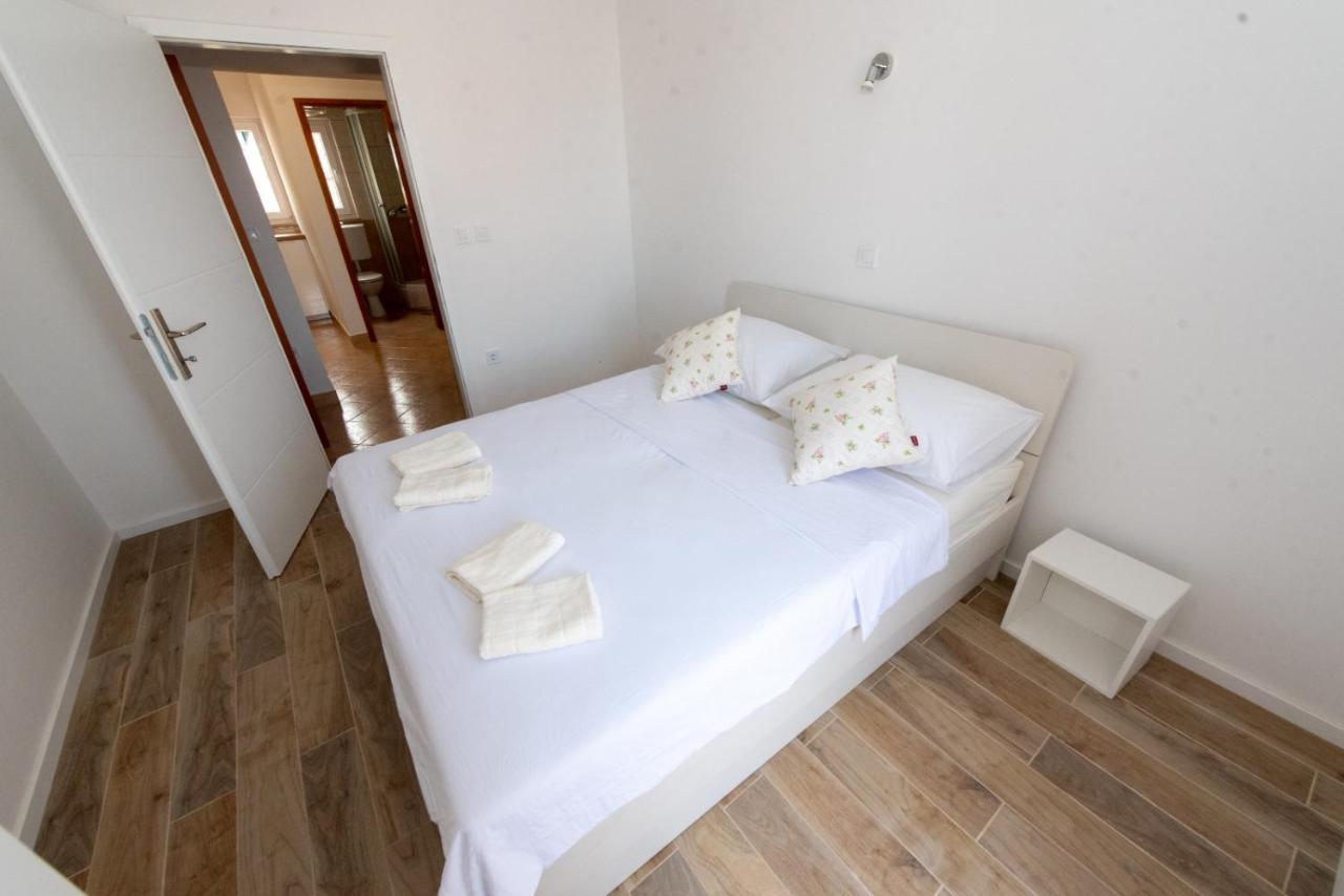 Charming Apartments Duce Omis Luaran gambar